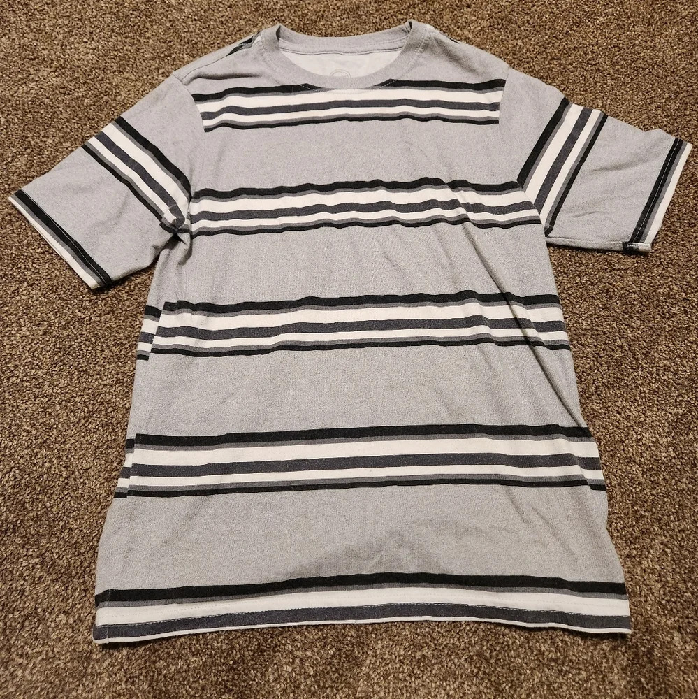 ๐3/$15 Boy's 4 Piece Lot 10/12 Large Clothing - Picture 5 of 12